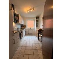 Helle Wohnung in guter Lage - 950,00&nbsp;EUR Kaltmiete, ca.&nbsp; 78,00&nbsp;m&sup2; in Stade (PLZ: 21680) Altländer Viertel