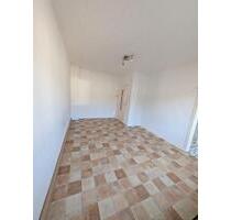 Helle 2-Zi-Whg + Balkon, 2. Stock. Ideal für Renovierer. 1. Monat MIETFREI! - Essen Frillendorf