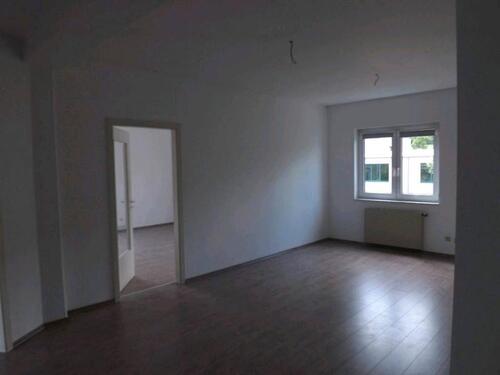 Foto - 90 m² Büro zu vermieten - 1.055,00&nbsp;EUR Kaltmiete, ca.&nbsp; 9,50&nbsp;m&sup2;