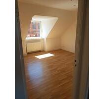 Gemütliche kleine 2-Zi Wohnung, saniert, Altbau, Nähe Innenstadt - Kiel Südfriedhof
