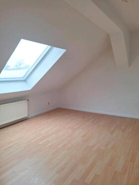 Foto - 2 Zimmer Dachgeschoßwohnung zur Miete in Dessau-Roßlau
