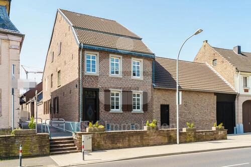 Foto - Einzigartiger Altbau im Landhausstil – liebevoll modernisiert mit geschlossenem Innenhof!