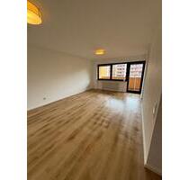 Neu renovierte Wohnung in Toplage Mannheim zu vermieten!