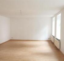 Großzügige 3-Zimmer mit Einbauküche, Laminat, Wanne und Balkon!! - Chemnitz Hilbersdorf