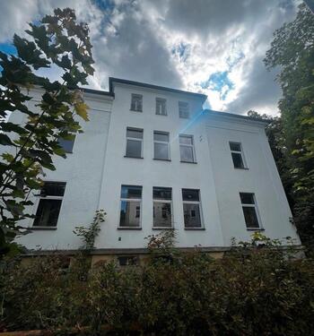 Foto - MietkaufOelsnitz Haus mit Garagen Garten und Ställen