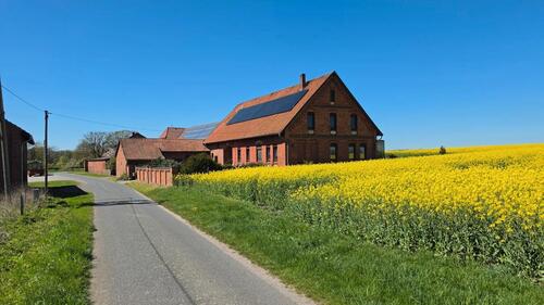 Foto - Bauernhof mit 6700 m² - stilvoll saniert & vielseitig nutzbar