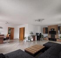 großzügige, helle 3-Zimmer-Wohnung in ruhiger Siedlungslage - Oberpöring