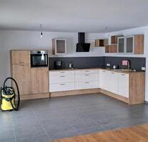 EG WOHNUNG IN KERSCHDORF - 1.200,00&nbsp;EUR Kaltmiete, ca.&nbsp; 85,00&nbsp;m&sup2; in Eiselfing (PLZ: 83549)