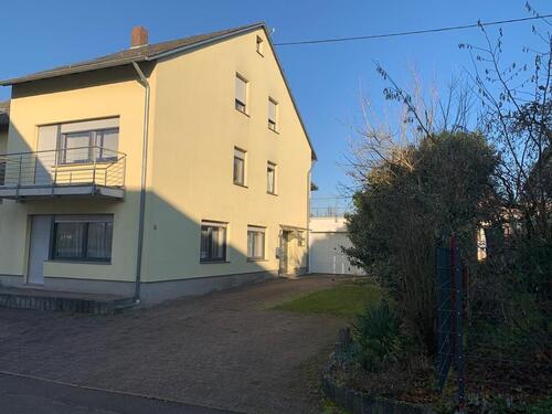 Foto - Einfamilienhaus in ruhiger Wohnlage mit Garage und gr. Terrasse