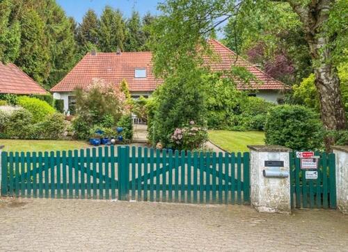 Foto - Großzügiges Einfamilienhaus - 379.000,00&nbsp;EUR Kaufpreis, ca.&nbsp; 268,00&nbsp;m&sup2;