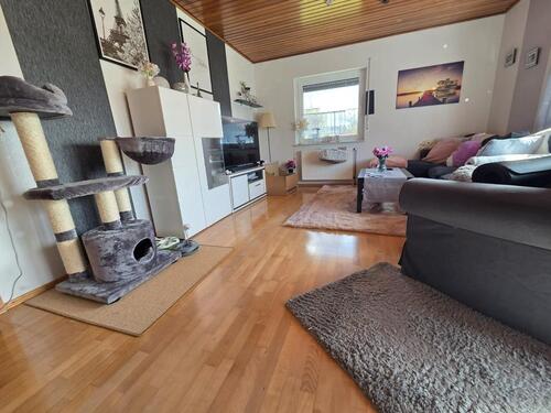 Foto - Erdgeschosswohnung mit Terrasse + Garten