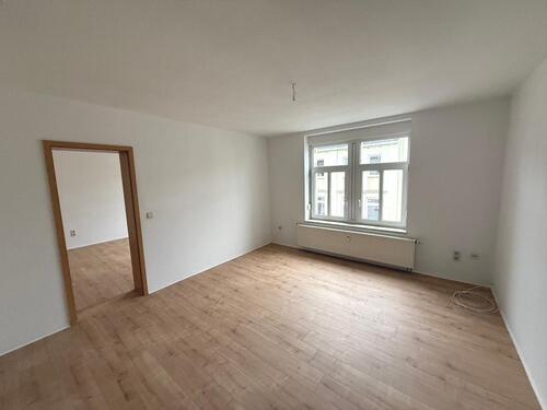 Foto - Tolle 4-Raum-DG-Wohnung mit Balkon in OelsnitzVogtland