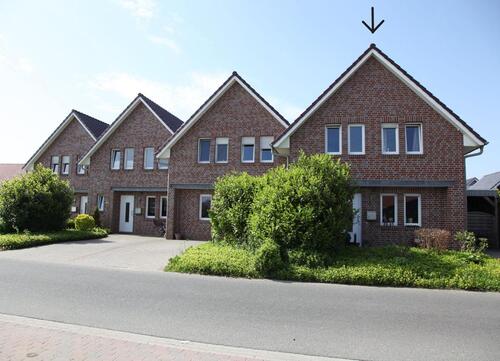 Foto - Reihenendhaus 4 ZKB mit Carport und Garten