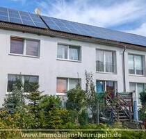 Die angebotene Mietwohnung befindet sich in ruhiger Lage im Neuruppiner Ortsteil Stöffin und verfügt über eine Wohnfläche von ca. 51 Quadratmetern. Die Wohnung ist funktional geschnitten und wird... - Fehrbellin