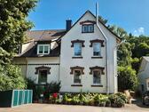 Foto - Stilvoll saniertes Wohnhaus mit Baugrundstück in Diemelsee-Adorf