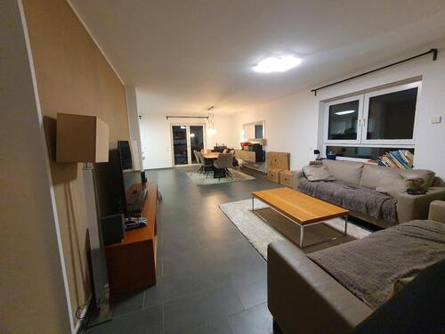 Foto - Moderne Neubau 2-Zimmer-Wohnung mit EBK, Balkon, PKW-Stellplatz