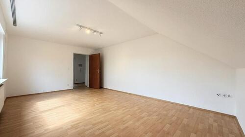 Foto - 2 Zimmer Dachgeschoßwohnung zur Miete in Mühlacker