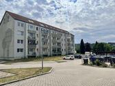 Foto - 2 Raumwohnung mit Balkon und PKW Stellplätzen