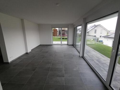 Foto - Helle 2 Zimmerwohnung (75m2) mit Terrasse in Schemmerberg