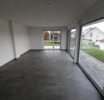 Helle 2 Zimmerwohnung (75m2) mit Terrasse in Schemmerberg - Schemmerhofen