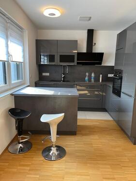 Foto - Moderne 3-ZKB Wohnung mit EBK – teil­möbliert, barrierefrei