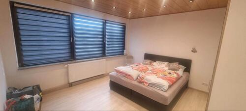 Foto - 95m² Erdgeschoss Wohnung - 700,00&nbsp;EUR Kaltmiete, ca.&nbsp; 95,00&nbsp;m&sup2;