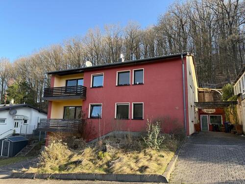Foto - Mehrfamilienhaus in Dirmingen - 287.000,00&nbsp;EUR Kaufpreis, ca.&nbsp; 220,00&nbsp;m&sup2;