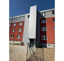 Großzügige Büroetage in Sömmerda für Kanzlei Praxis oder Büro.