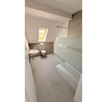 Neu renovierte zwei Zimmerwohnung - Tuttlingen