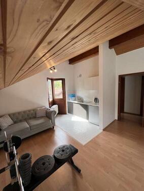 Foto - 1.5 Zimmer Dachgeschoßwohnung zur Miete in Kirchheim am Neckar