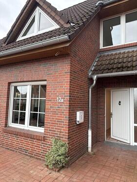 Foto - Doppelhaushälfte mit Garten - 1.100,00&nbsp;EUR Kaltmiete, ca.&nbsp; 130,00&nbsp;m&sup2;