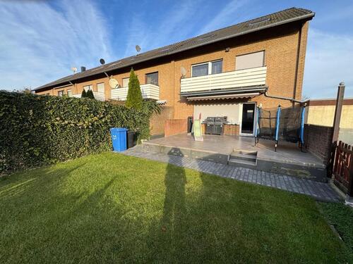 Foto - Reihenendhaus mit Garage und Stellplatz - Investitionsobjekt