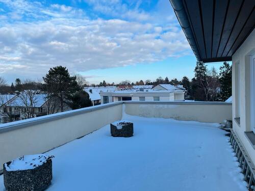 Foto - Helles Büro, Gewerbeeinheit ca. 50 qm, großer Dachtertasse, 30539