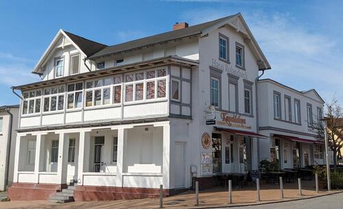 Foto - Bäderarchitektur auf Rügen - freies Dachgeschoss - provisionsfrei
