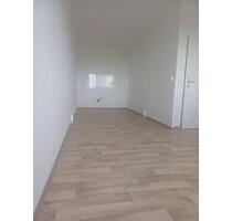 Sofort bezugsfertige 3-Raum-Wohnung in 1.Etage - Bad Langensalza