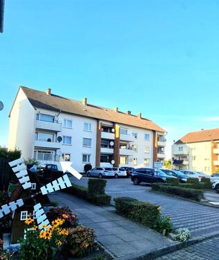 Foto - Erdgeschosswohnung mit Balkon und Stellplatz