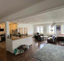 Saarbrücken-City, schöne große Wohnung