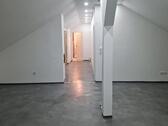 Foto - Wohnung, Dachwohnung - 850,00 EUR Kaltmiete,