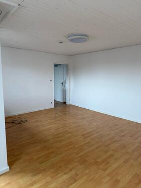 Foto - 2-Zimmerwohnung Süd frisch renoviert mit Balkon - Blick über Stgt