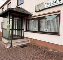Ehem. Café Annemarie520 m27 Zimmer mit Badvielseitig nutzbar. - Nonnweiler