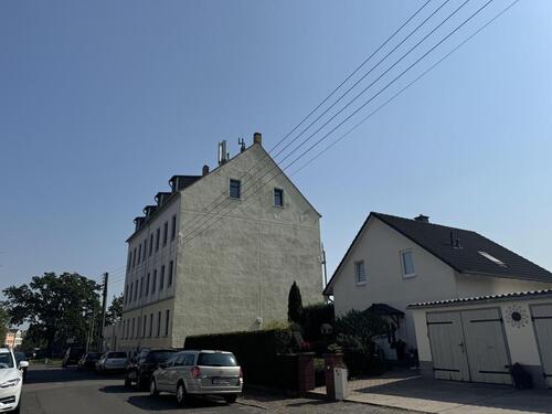 Foto - Teilsanierte 3-Zimmer-Wohnung mit Südbalkon & Einbauküche