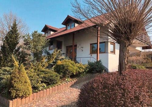 Foto - 10 Zimmer Mehrfamilienhaus, Wohnhaus zum Kaufen in Neustadt (Wied)
