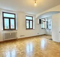 LAYER IMMOBILIEN: 2-Zimmer-Wohnung in Augsburg-Oberhausen