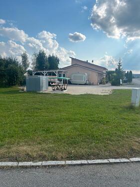 Foto - Stellplatz für Imbiss - 500,00 EUR Kaltmiete,