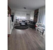 4 Zimmer Wohnung - 1.380,00 EUR Kaltmiete, ca.  100,00 m² in Bad Hersfeld (PLZ: 36251)