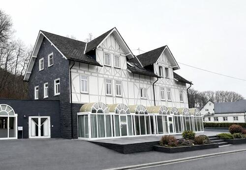 Foto - Top modernisiertes Wohn-Geschäftshaus 