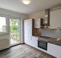 Helle, moderne 3‑Zimmer‑Wohnung mit großer Terrasse im EG mit EBK - Waldeck