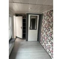 Stadtreihenhaus mit Balkon & Einbauküche - Kölleda