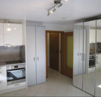 1ZW-Wohnung teilmöbl.,ca.32 m²,520,- €+130,-€NK(bitteAngabeTel.) - Frankfurt am Main Bergen-Enkheim