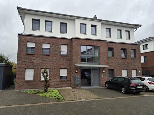 Foto - Schöne 2 Zimmer DG Wohnung mit Balkon und Stellplatz